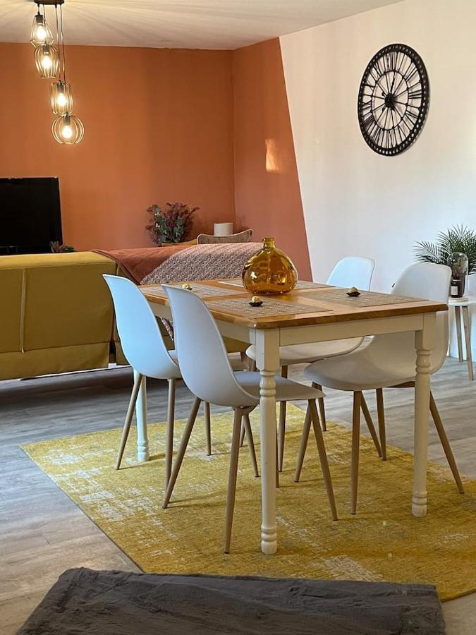Comme Un Air De Provence A Blois Apartment Exterior foto